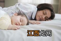 熬夜长痘痘用什么敷脸上好？什么自制面膜可以治疗痘痘？