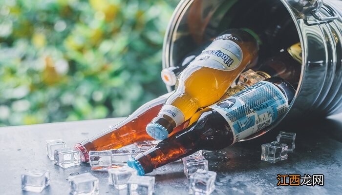 啤酒浇绿萝的正确方法,啤酒怎样发酵才能浇花 啤酒浇绿萝的正确方法