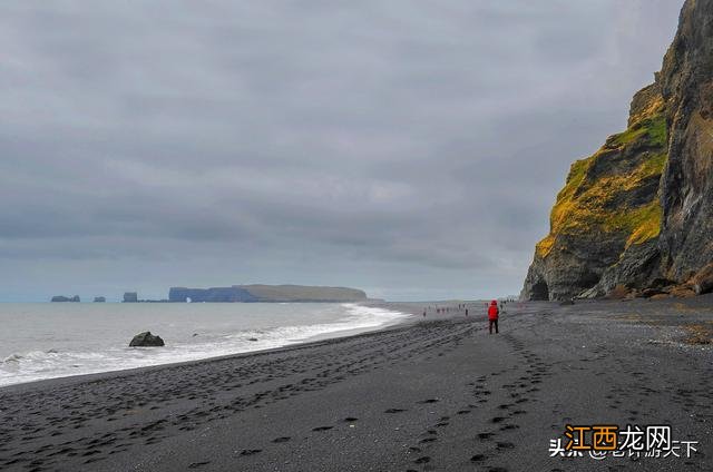 环游冰岛：排名世界第一的黑色沙滩