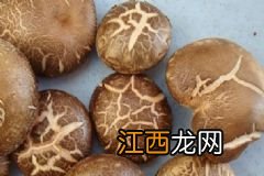 哪些男士护肤品使用效果好？男士皮肤干燥有哪些原因？