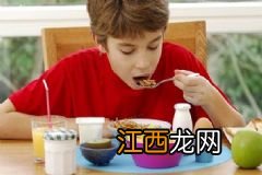 夏季用哪些防晒乳液效果好？防晒系数真的越高越好吗？