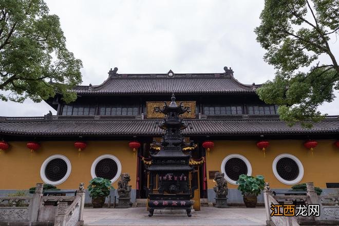 浙江被遗忘的古寺，迄今1700多年历史，建有世界最大的弥勒佛像