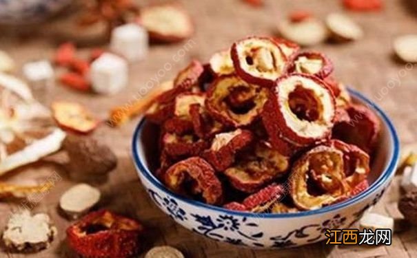 哪些酸味的食物适合夏天吃？夏天可以吃什么酸味的食物？