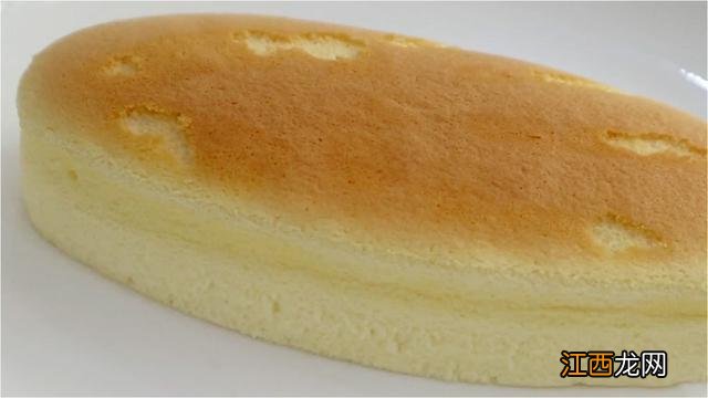 1盒酸奶2个鸡蛋教你做酸奶蛋糕 做酸奶蛋糕的方法和步骤窍门