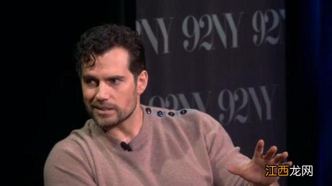 亨利卡维尔沉迷《全面战争:战锤3》