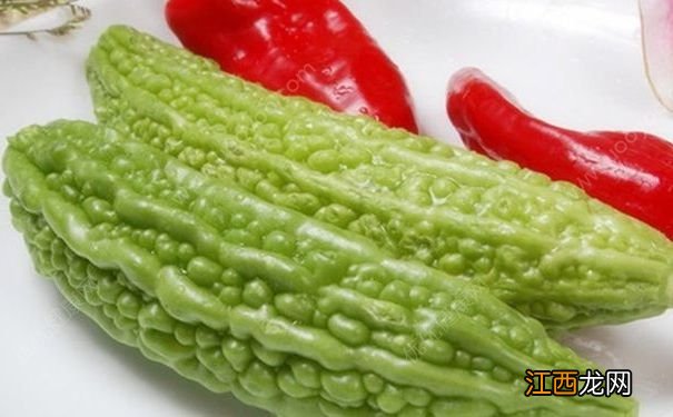 夏季吃哪些苦味蔬菜有利于防暑？夏季防暑吃哪些苦味蔬菜好？