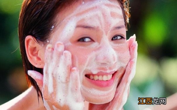 卸妆重要吗?卸妆是必须的吗?