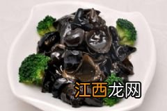 夏季饮食要遵循什么原则？夏天喝啤酒有什么要注意的？