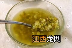 冬天手脚冰冷吃什么好？冬天手脚冰冷喝什么汤好？