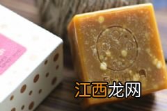 dhc润唇膏真假怎么辨别？dhc润唇膏真假辨别