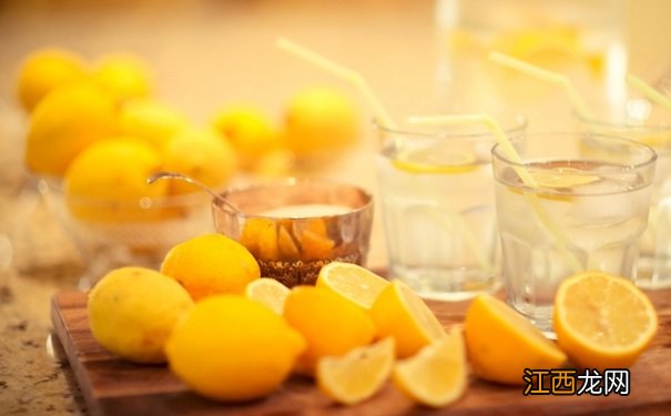 柠檬水减肥有什么副作用吗？喝柠檬水减肥对胃有伤害吗？