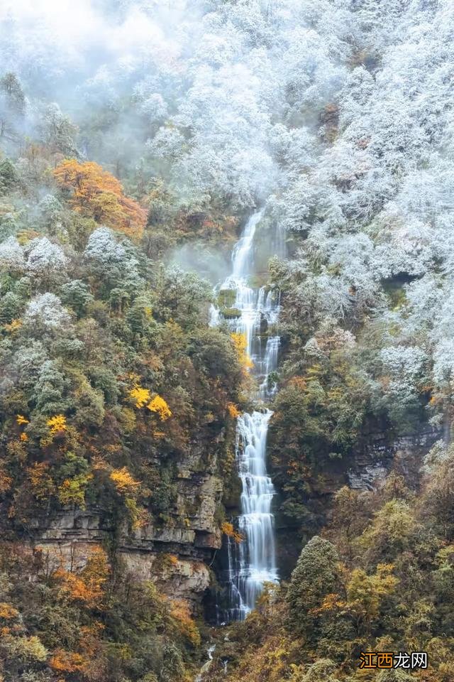 在四川遇见第一场秋雪——瓦屋山