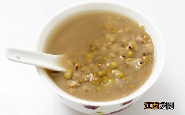 绿豆汤的功效与作用有哪些？喝绿豆汤有哪些禁忌？