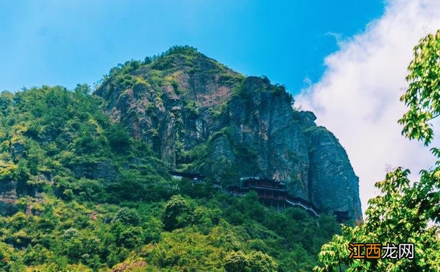 江南唯一的悬空寺，比山西恒山悬空寺还高60米，屹立700年不倒