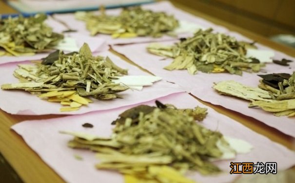 吃中药期间可以喝茶吗？吃中药能喝茶叶水吗？