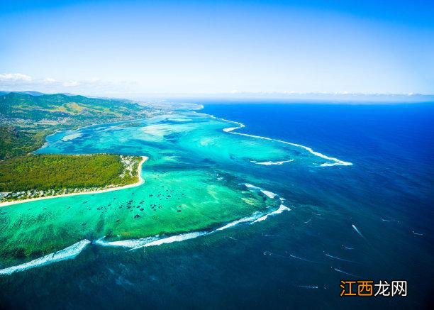 世界最大的环形岛屿，面积只有10万人口，却是中国人的天堂