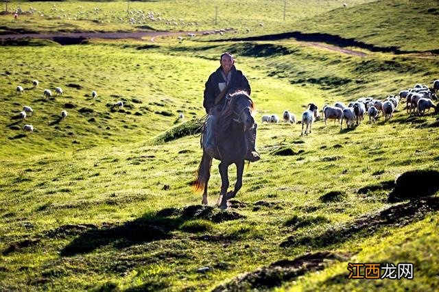被孤独星球评为亚洲最佳旅行地Top1,比新疆绚丽,比西藏神圣