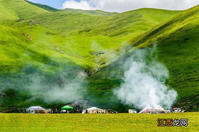 被孤独星球评为亚洲最佳旅行地Top1，比新疆绚丽，比西藏神圣