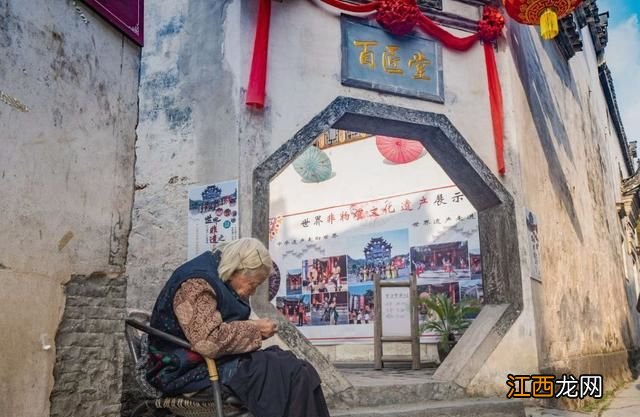 安徽这个隐居在山林中的千年古镇，仿佛是从画中走出来的艺术珍品