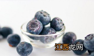 蓝莓叶子干枯怎么办 秋天蓝莓叶子干枯怎么办