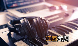 眼鼻嘴音译歌词 眼鼻嘴音译歌词是什么