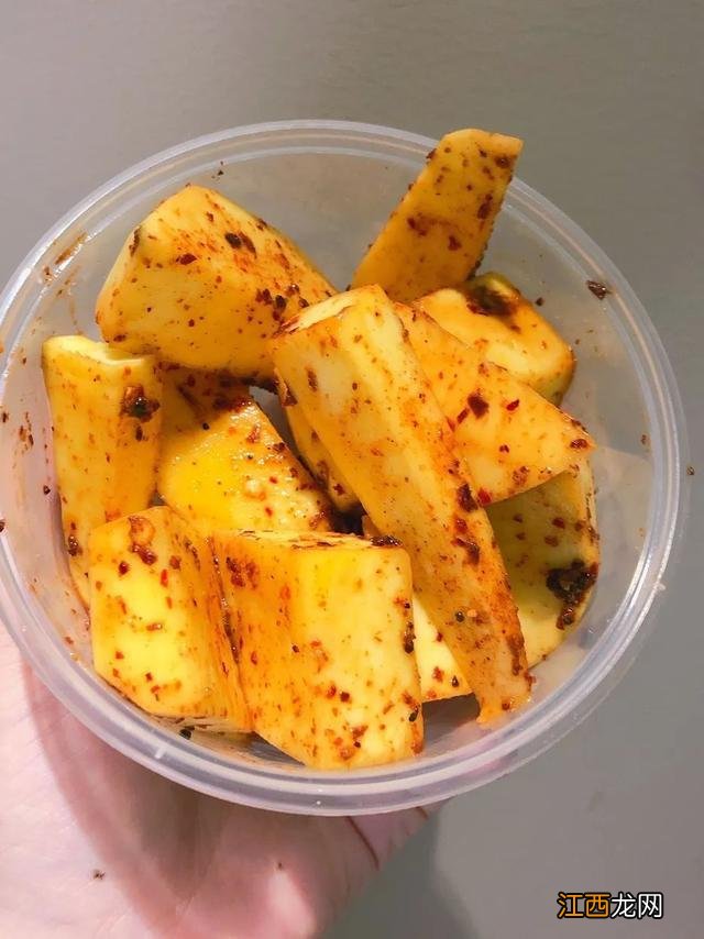 西双版纳,左手老挝冰咖啡,右手榴莲菠萝蜜,火过三亚真的不简单