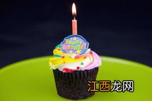 生日感言的经典语句写给自己的?