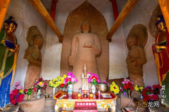 飞沙走石的西北大漠中 居然藏着一个仙气氤氲的马蹄寺