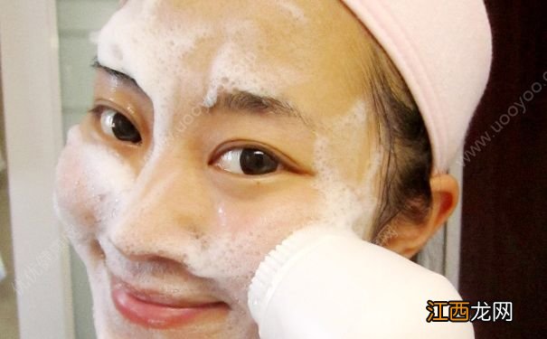 夏天如何去黑头去油?夏天怎么正确去黑头?