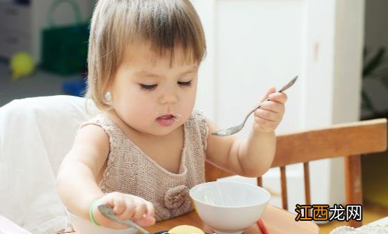 宝宝多大添加辅食比较合适宝宝辅食的添加原则分享