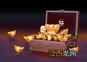 黄金投资是买银行的还是金店的？