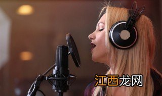 爱远走情依旧歌词 歌曲爱远走情依旧歌词