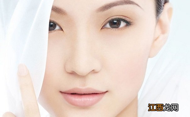 涂防晒霜会长痘痘吗？涂防晒霜长痘痘怎么办？