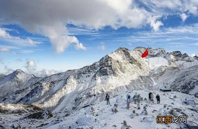 成都纳凉胜地：遥看雪山冰川，不到20℃，自驾5h直达