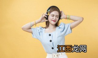 小芳原唱歌词 小芳歌曲简介