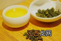 卧蚕笔可以当高光用吗？卧蚕和高光的区别？