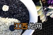 生吃黑芝麻的功效与作用 生吃黑芝麻的食用方式和注意事项