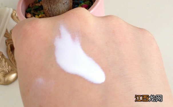 防晒乳的使用步骤是怎样的？擦防晒乳的正确步骤？