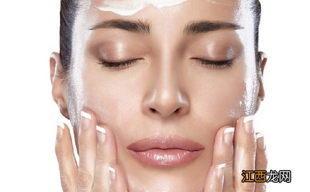 洗面奶可以洗眼睛周围吗?眼睛周围可以用洗面奶洗吗?