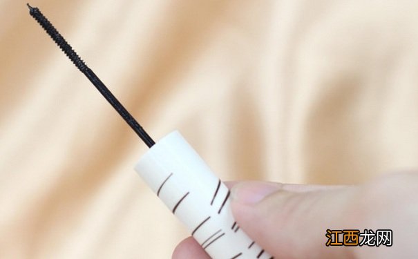 什么睫毛膏好用而且价格不贵?平价好用的睫毛膏有哪些?