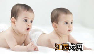 婴儿翻身最佳方法 宝宝翻身的方法