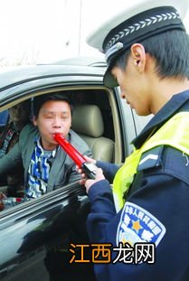 没交车险交警能看出来吗？