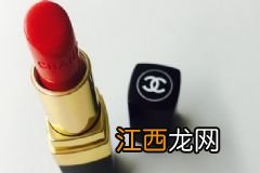 莱斯贝儿细致毛孔紧致精华素好用吗？