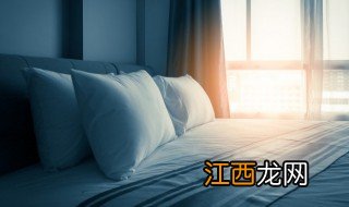 卧室里适合放什么摆件 卧室宜摆放什么物件