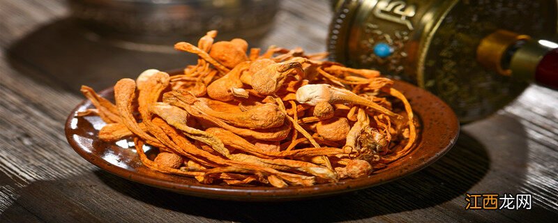 虫草花干用开水泡还是冷水泡 虫草花泡发多久