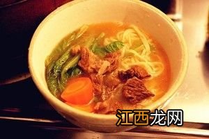 炖牛肉放什么料好吃？