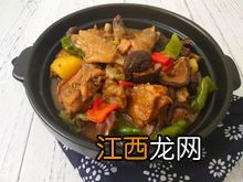 黄焖鸡可以不加香菇吗？黄焖鸡的历史起源是什么？