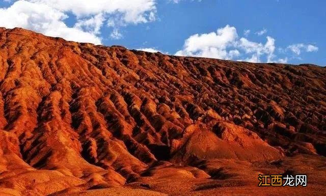 北疆号称上帝的后花园，北疆大环线上能遇到的美景，你都去过了吗