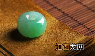 属兔男性本命年佩戴什么好 属兔男性本命年佩戴什么好运