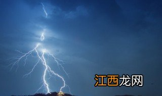 秋季下雨打雷预示着什么 深秋打雷下雨说明什么